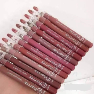 Matte lip liner pencil set - LUME Pakistan